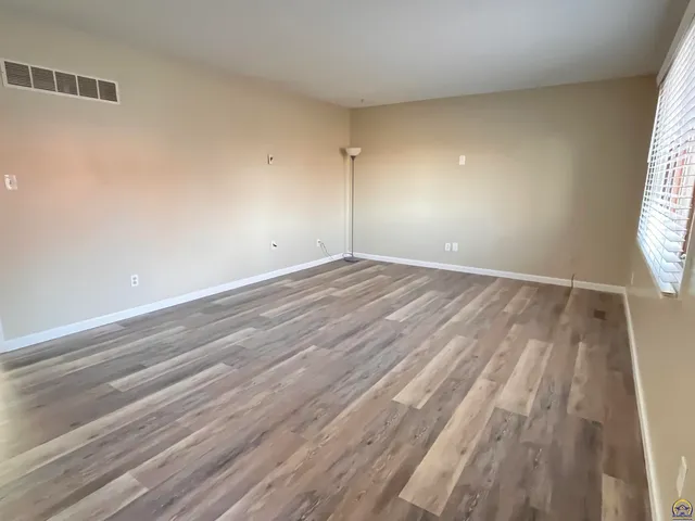 $319,900 | 8001 Southwest 24th Street, Topeka, KS 66614