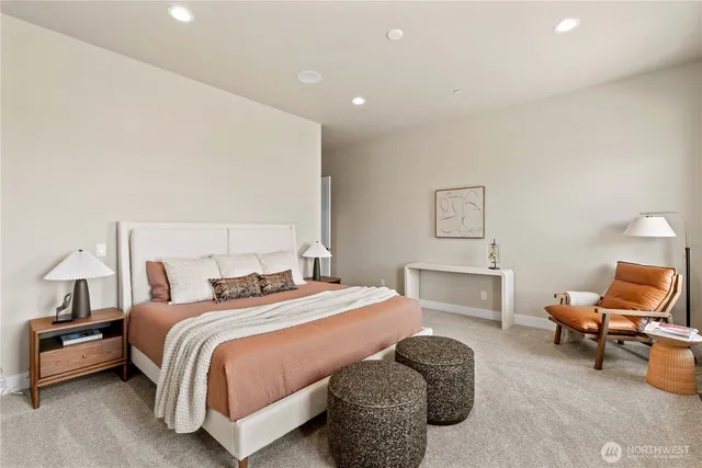 $1,095,000 | 9604 Ridgeview Drive Northwest, Quincy, WA 98848