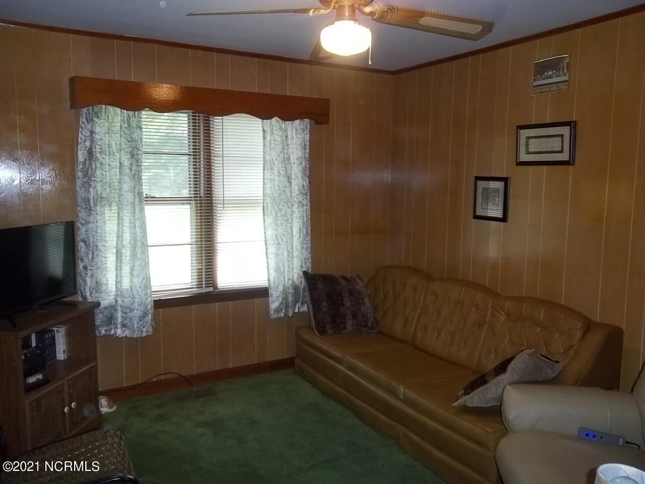1350 Blades Road Havelock, NC 28532 - Photo 16 of 18 Bedroom 3 of 3