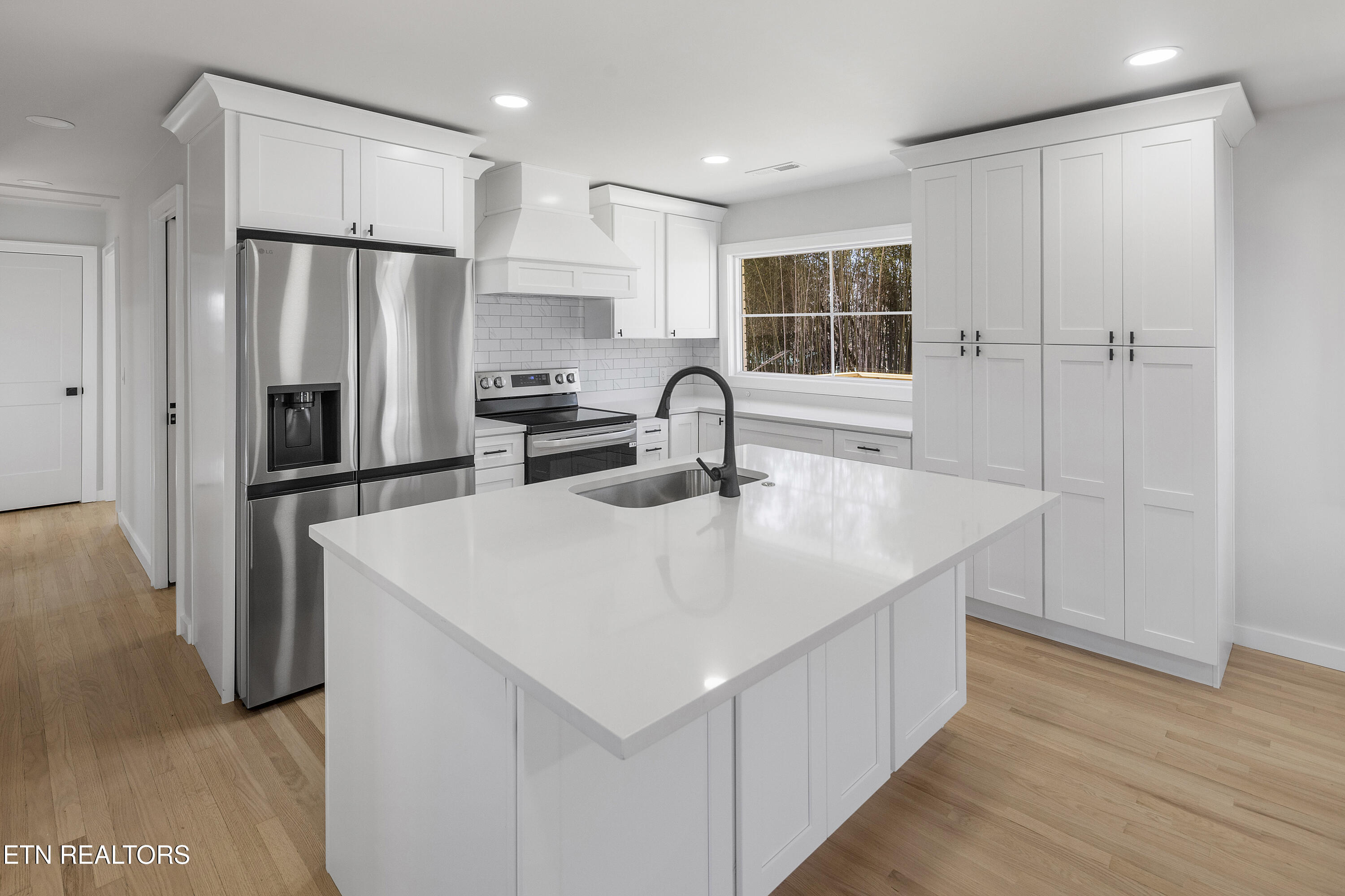 713 Aeronca Road Northwest Knoxville, TN 37919 - Photo 15 of 36 Kitchen