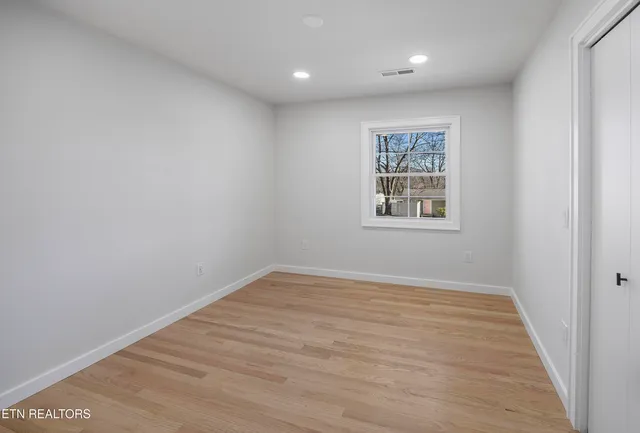 $595,000 | 713 Aeronca Road Northwest, Knoxville, TN 37919