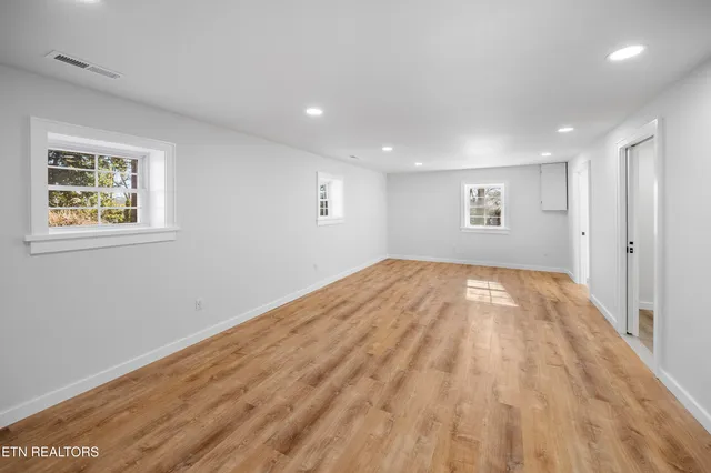 $595,000 | 713 Aeronca Road Northwest, Knoxville, TN 37919