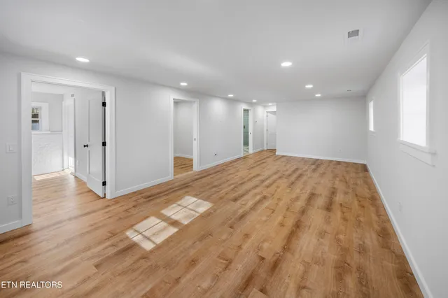 $595,000 | 713 Aeronca Road Northwest, Knoxville, TN 37919