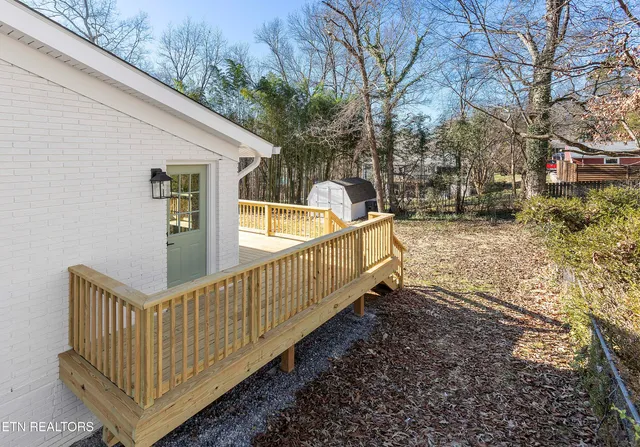 $595,000 | 713 Aeronca Road Northwest, Knoxville, TN 37919