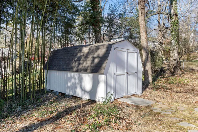 $595,000 | 713 Aeronca Road Northwest, Knoxville, TN 37919