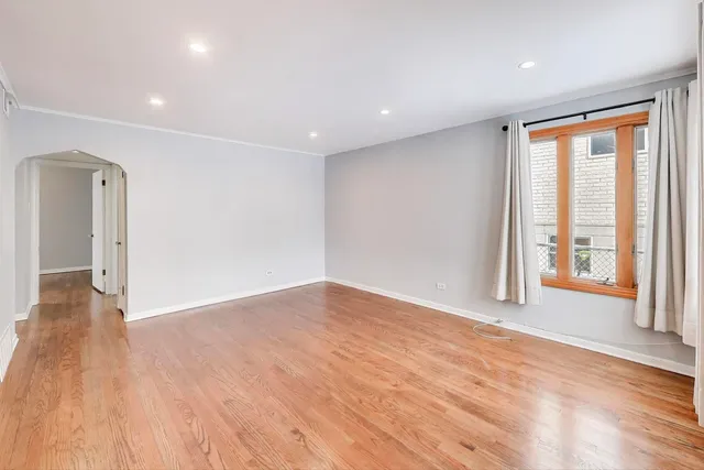 $265,000 | 6116 South Neenah Avenue, Chicago, IL 60638