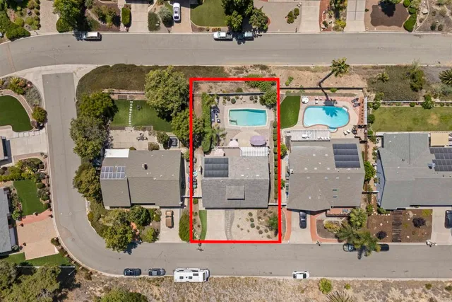 $1,359,000 | 10007 Helix Mont Circle, La Mesa, CA 91941