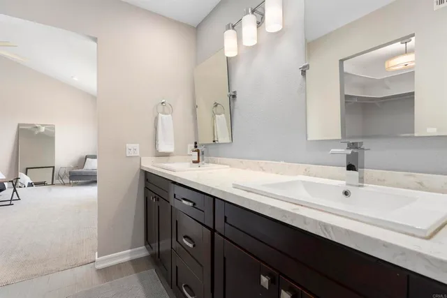 $1,359,000 | 10007 Helix Mont Circle, La Mesa, CA 91941