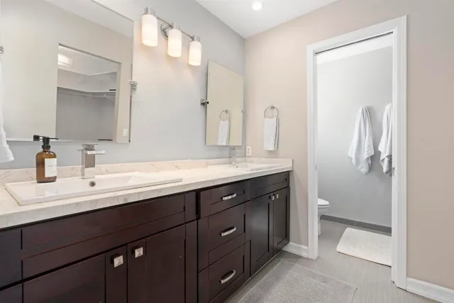 $1,359,000 | 10007 Helix Mont Circle, La Mesa, CA 91941