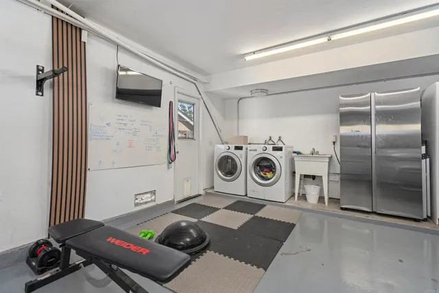 $1,359,000 | 10007 Helix Mont Circle, La Mesa, CA 91941