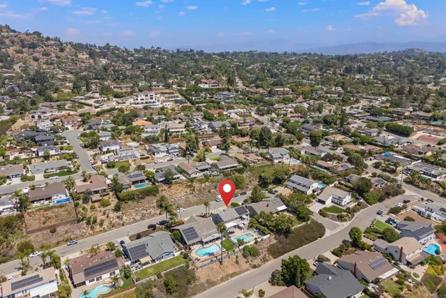 $1,359,000 | 10007 Helix Mont Circle, La Mesa, CA 91941