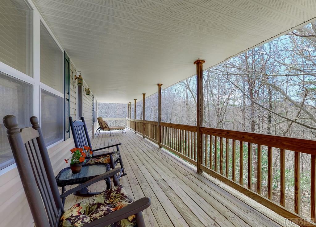 96 Laurel Ridge Franklin, NC 28734 - Photo 7 of 67 Gallery Image 7