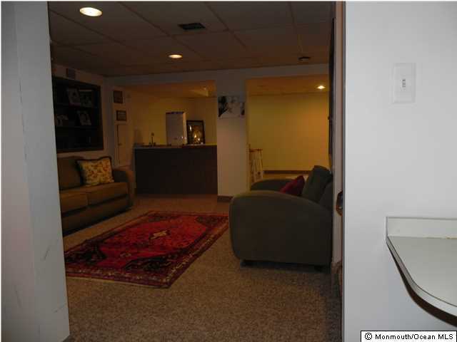 42 Shilling Road Manalapan, NJ 07726 - Photo 20 of 22 Additional Photo