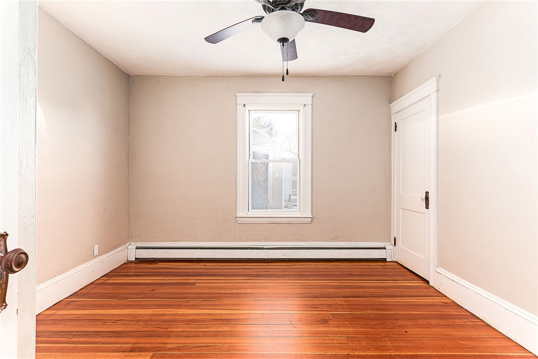 68 Kenwood Street Woonsocket, RI 02895 - Photo 6 of 27