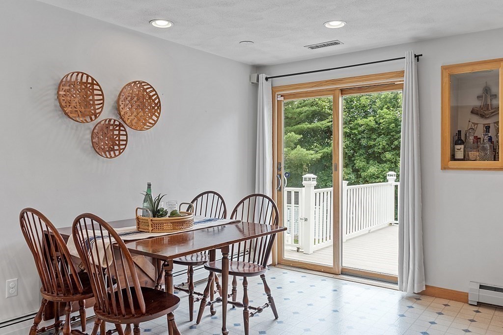 16 Locke Road Billerica, MA 01821 - Photo 13 of 42