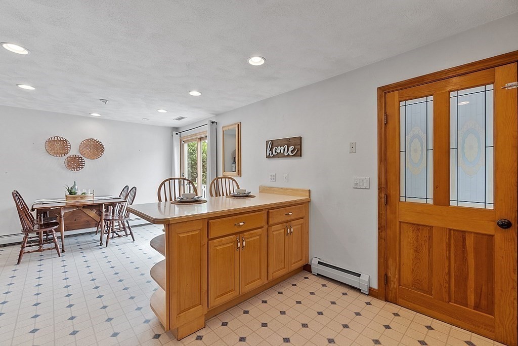16 Locke Road Billerica, MA 01821 - Photo 14 of 42