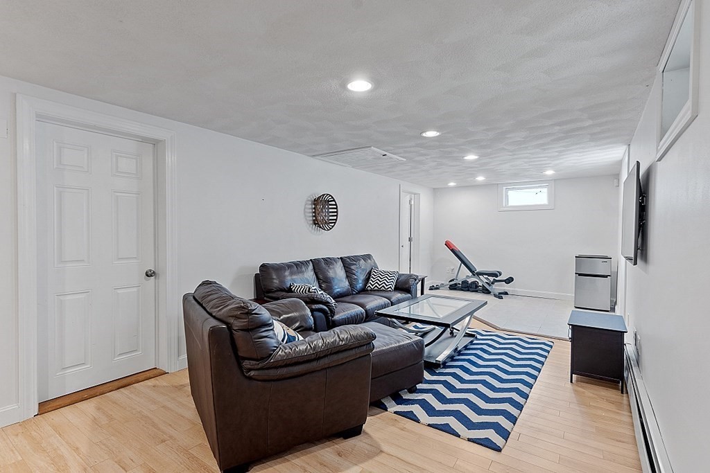 16 Locke Road Billerica, MA 01821 - Photo 27 of 42