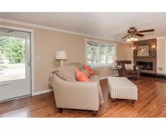 70 Labelle Drive Springfield, MA 01129 - Photo 5 of 18