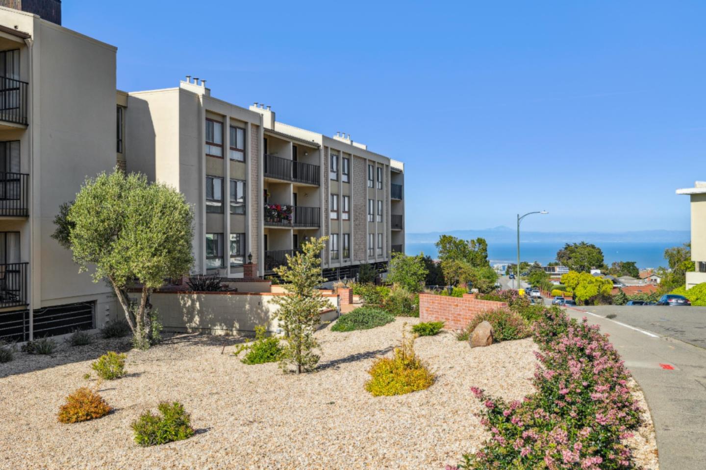 1550 Frontera Way, Unit 119 Millbrae, CA 94030 - Photo 37 of 41