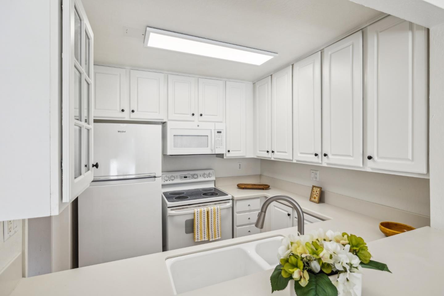 1550 Frontera Way, Unit 119 Millbrae, CA 94030 - Photo 6 of 41