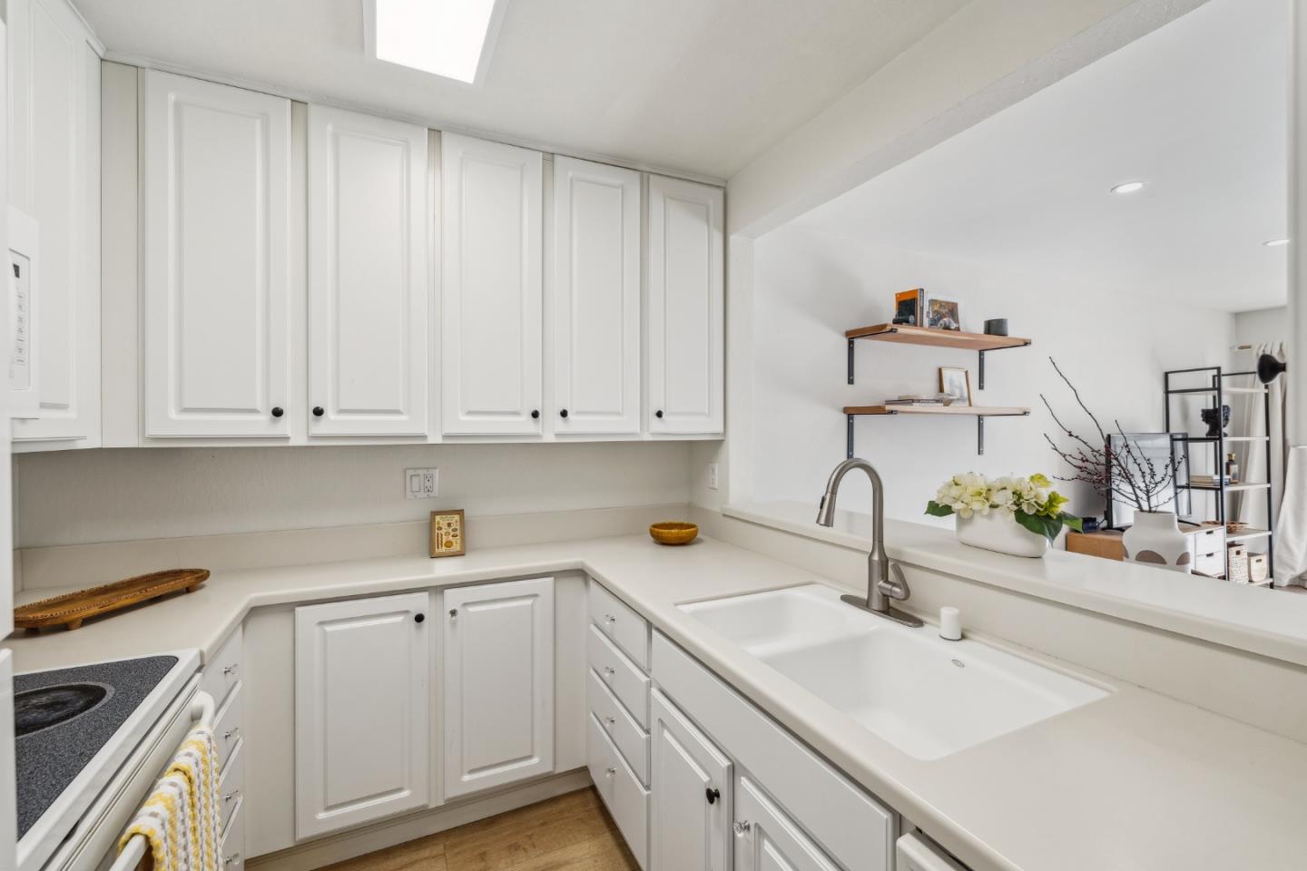 1550 Frontera Way, Unit 119 Millbrae, CA 94030 - Photo 8 of 41