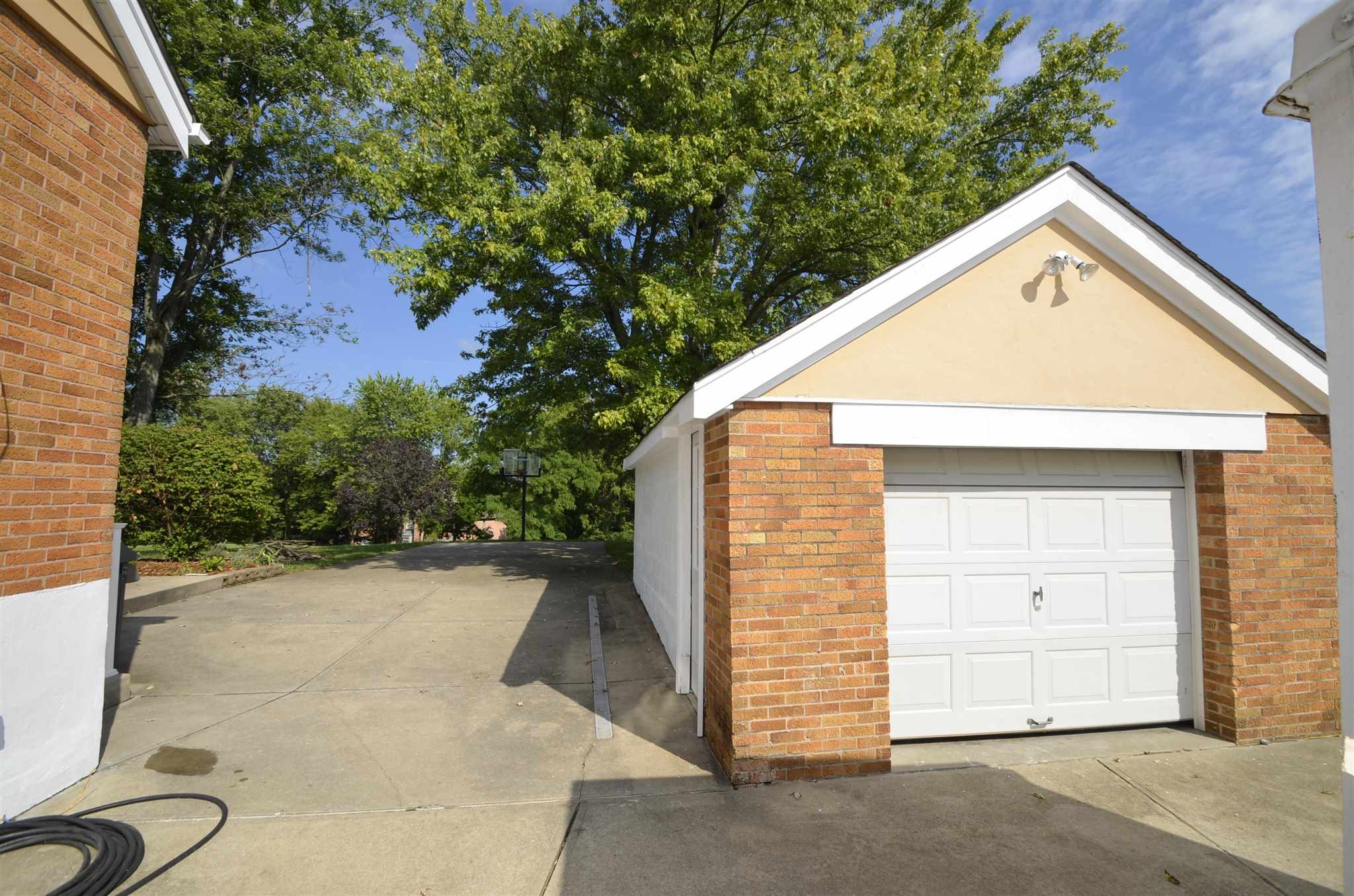 5412 Dodsworth Lane Cold Spring, KY 41076 - Photo 4 of 35 Gallery Image 4
