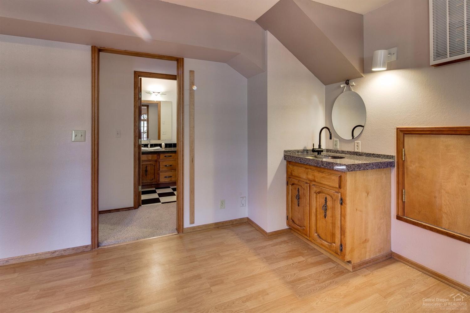 60235 East Ridgeview Drive Bend, OR 97702 - Photo 12 of 24 Additional Photo