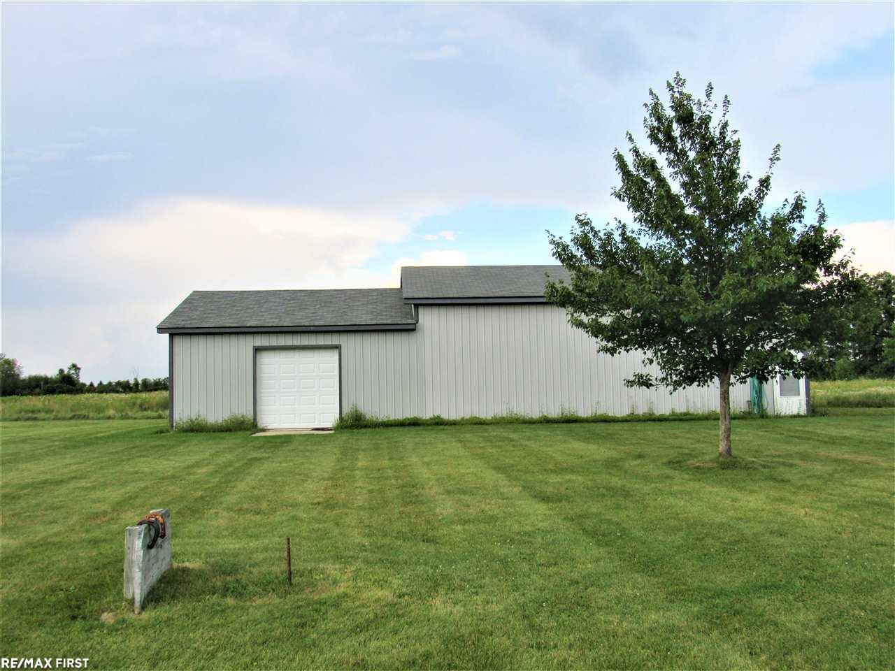 10490 Weber Road Columbus, MI 48063 - Photo 46 of 51
