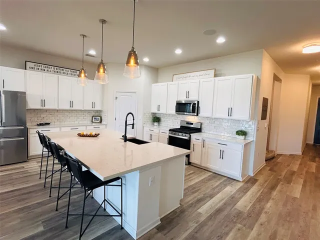 $3,350 | 16710 Lilo Drive, Austin, TX 78738