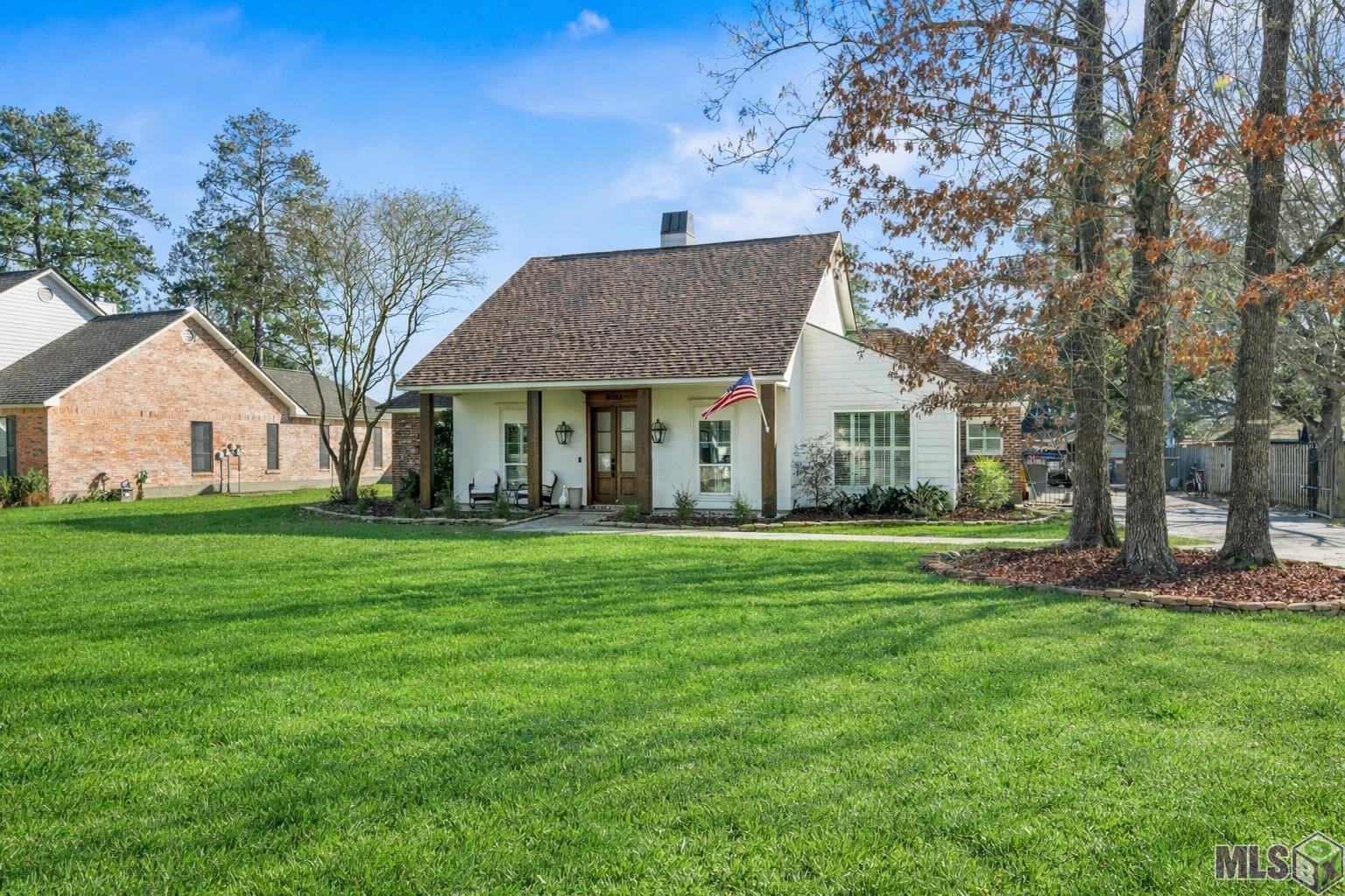 18042 Magnolia Bend Road Greenwell Springs, LA 70739 - Photo 1 of 34 Gallery Image 1