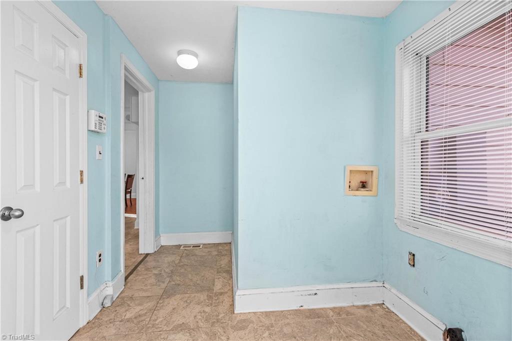 2619 Pinecroft Road Greensboro, NC 27407 - Photo 20 of 32