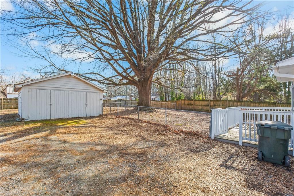 2619 Pinecroft Road Greensboro, NC 27407 - Photo 27 of 32