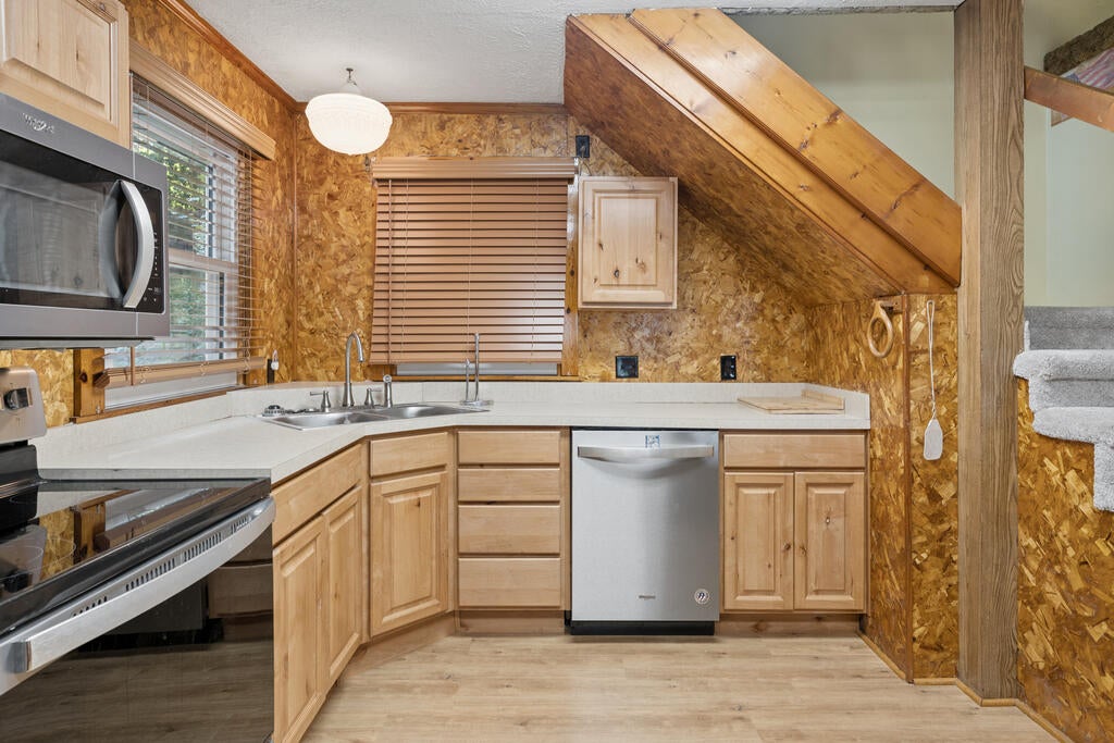 1555 Stagecoach Road Hanson, KY 42413 - Photo 22 of 54 Gallery Image 22