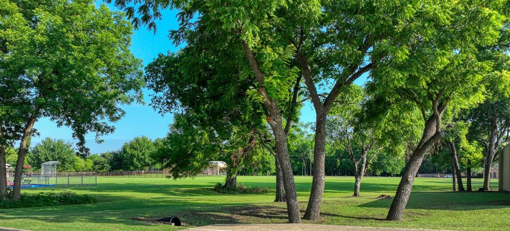 723 East Main Street Lancaster, TX 75146 - Photo 10 of 11 a view of a park with tree s
