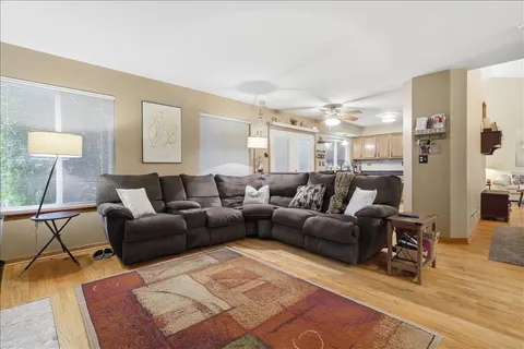 $399,900 | 7638 Mendocino Drive, Gurnee, IL 60031