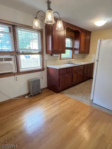 $2,250 | 132 Lincoln Street, Unit 2, Boonton, NJ 07005