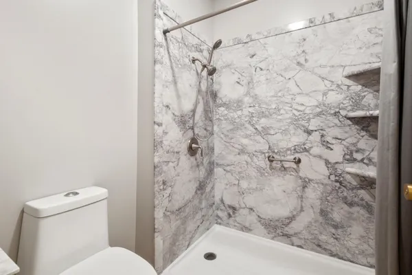 $899,000 | 3841 North 3rd Street, Kalamazoo, MI 49009
