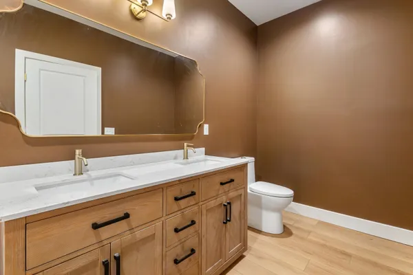 $899,000 | 3841 North 3rd Street, Kalamazoo, MI 49009