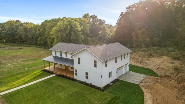$899,000 | 3841 North 3rd Street, Kalamazoo, MI 49009