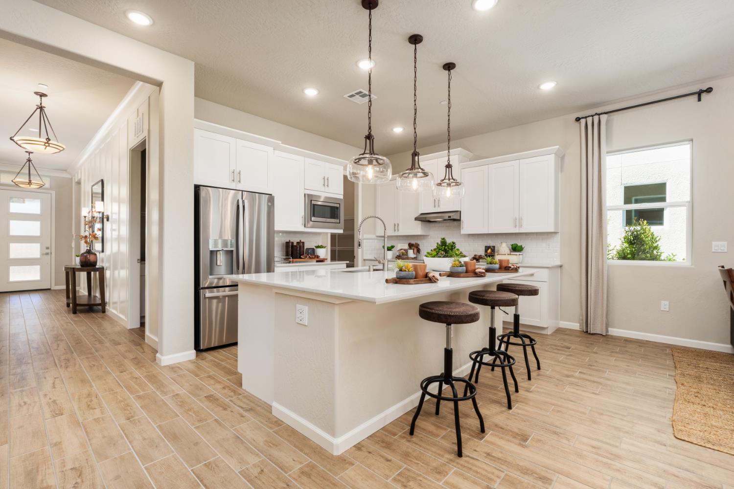 854 Solar Lane Clovis, CA 93619 - Photo 27 of 42