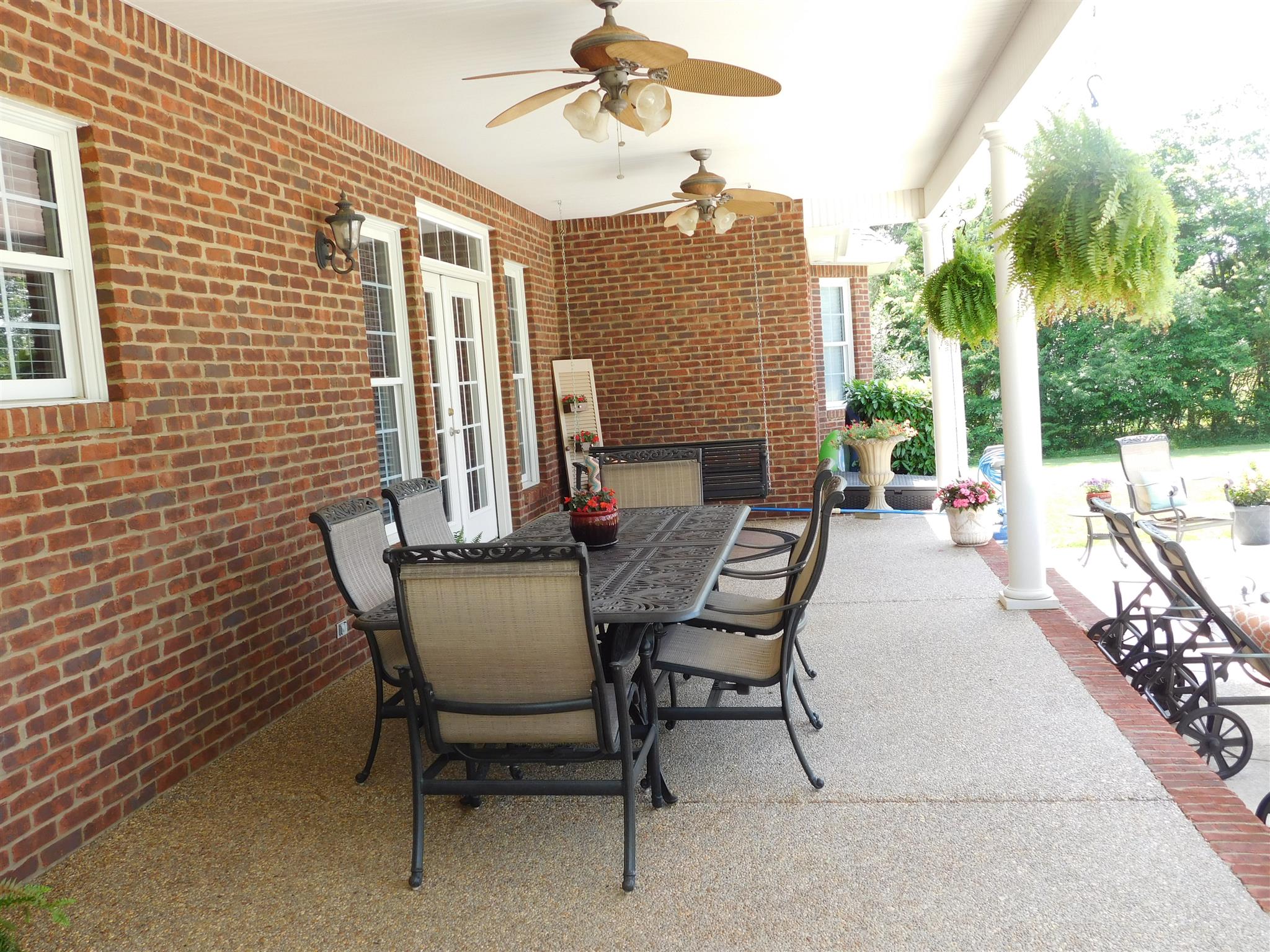 3539 Old Rome Pike Lebanon, TN 37087 - Photo 2 of 30 Covered porch