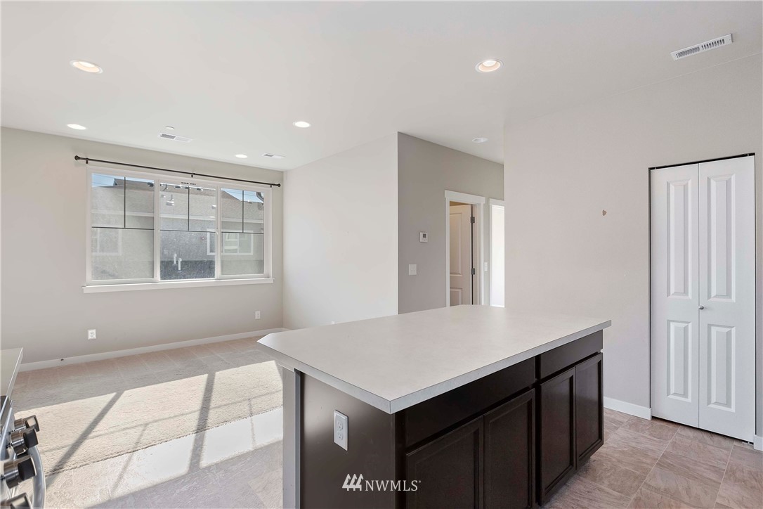 2409 Zeeden Way Bremerton, WA 98310 - Photo 13 of 40 Gallery Image 13