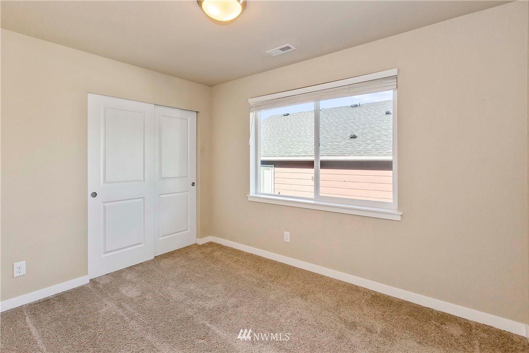 2409 Zeeden Way Bremerton, WA 98310 - Photo 28 of 40 Gallery Image 28