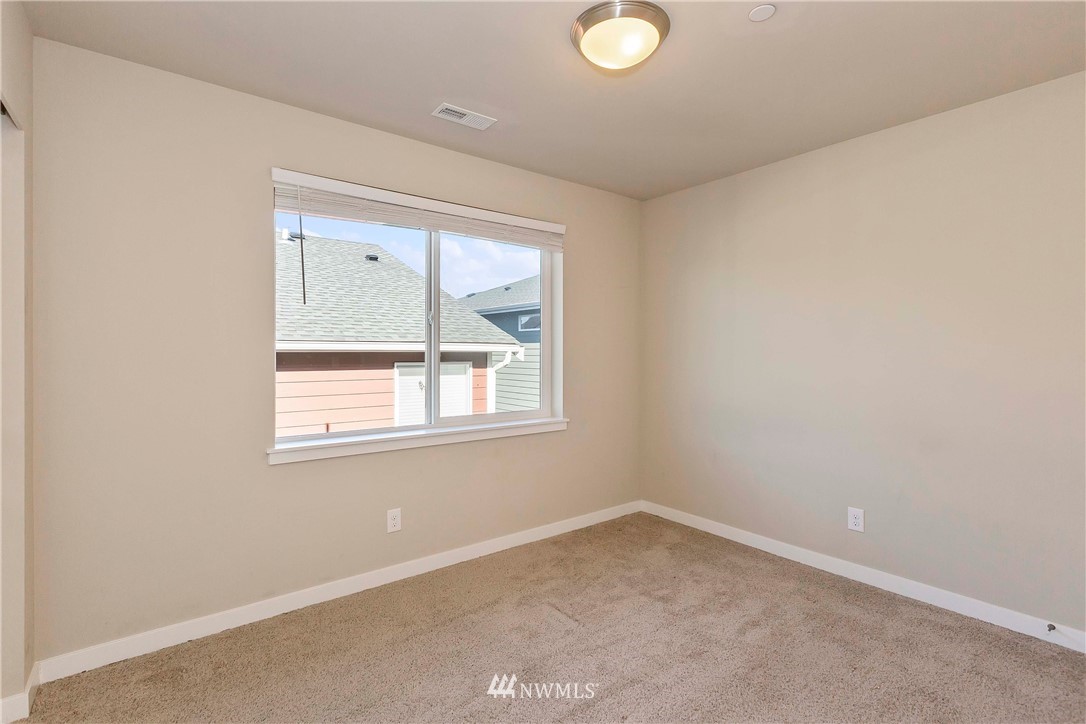 2409 Zeeden Way Bremerton, WA 98310 - Photo 29 of 40 Gallery Image 29