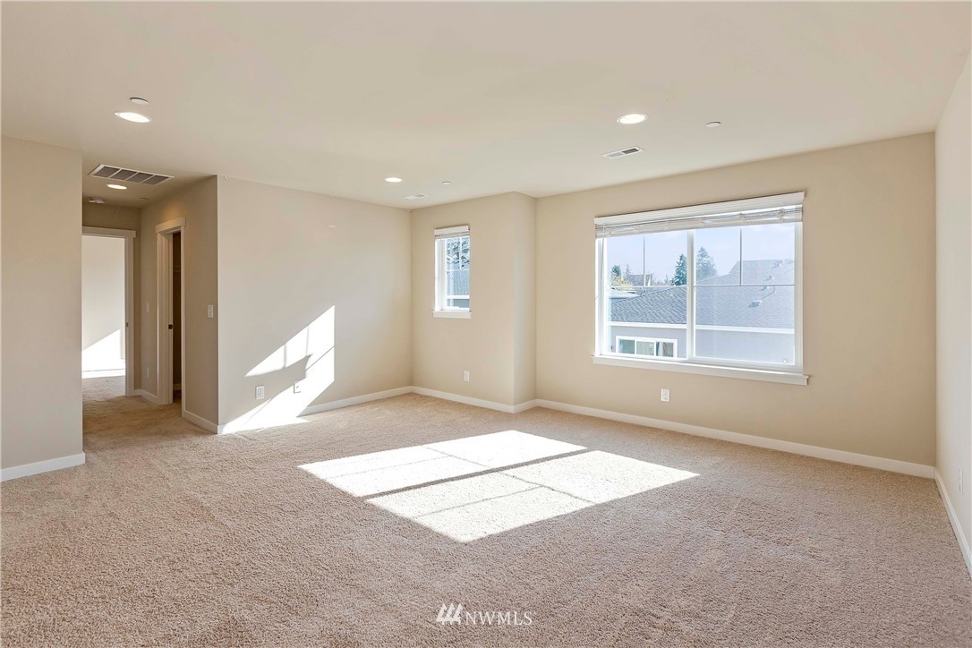 2409 Zeeden Way Bremerton, WA 98310 - Photo 33 of 40 Gallery Image 33