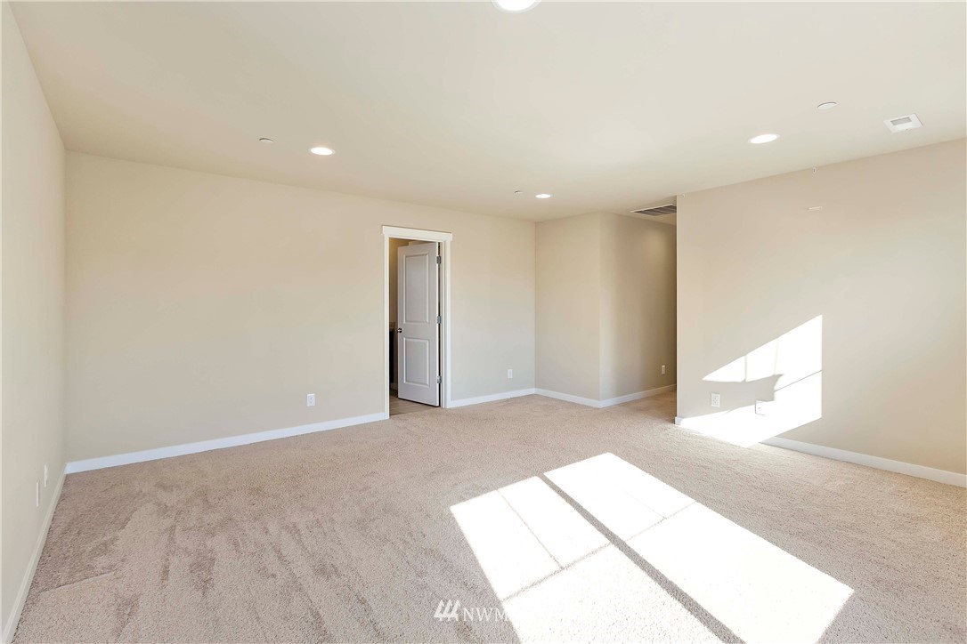 2409 Zeeden Way Bremerton, WA 98310 - Photo 36 of 40 Gallery Image 36