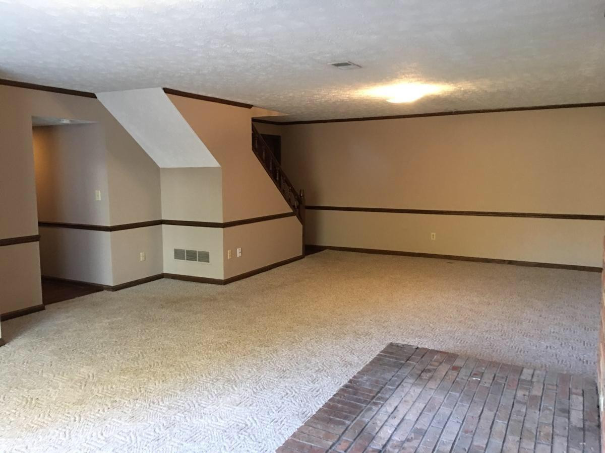 815 Ridgeview Drive Frankfort, KY 40601 - Photo 6 of 12 Photo 6