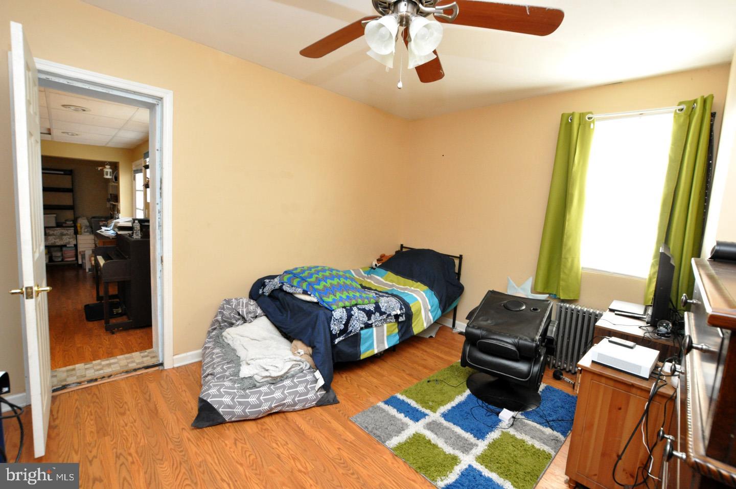 359 North Forklanding Road Maple Shade, NJ 08052 - Photo 16 of 29 Bed 3