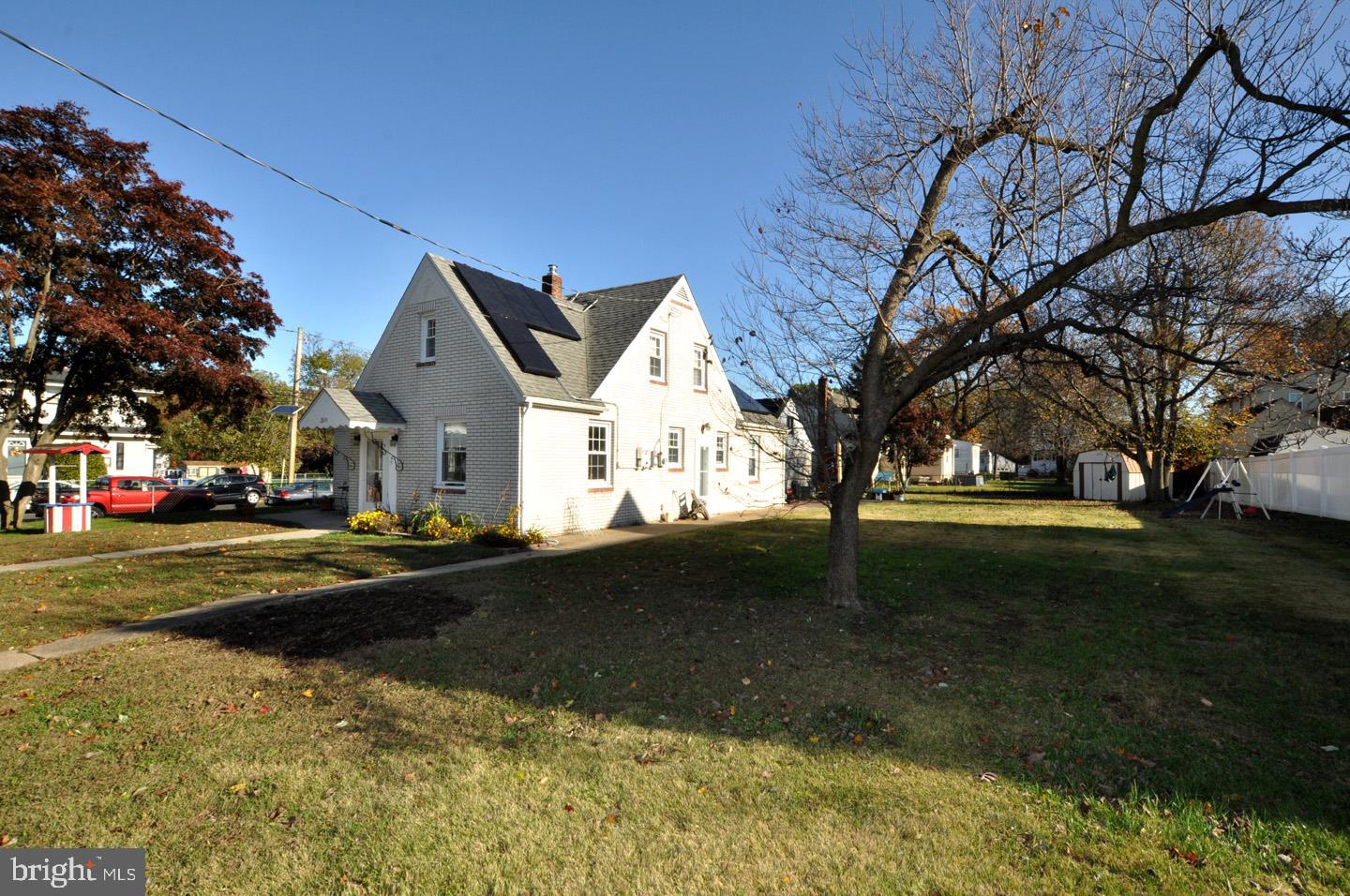 359 North Forklanding Road Maple Shade, NJ 08052 - Photo 4 of 29 Gallery Image 4