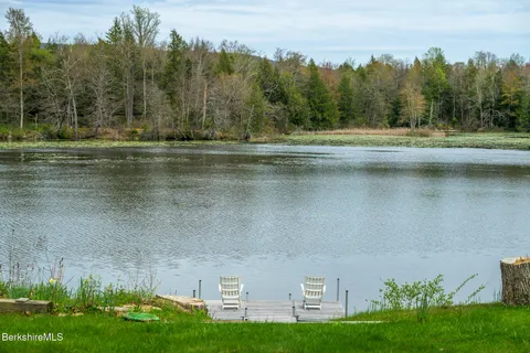 $1,595,000 | 6 Bay Lane, Sheffield, MA 01257